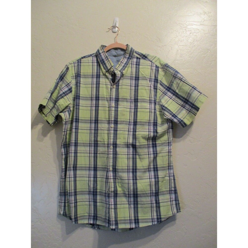 IZOD Saltwater Men’s Size Large Plaid Short Sleeve Button Down Shirt 100% Cotton